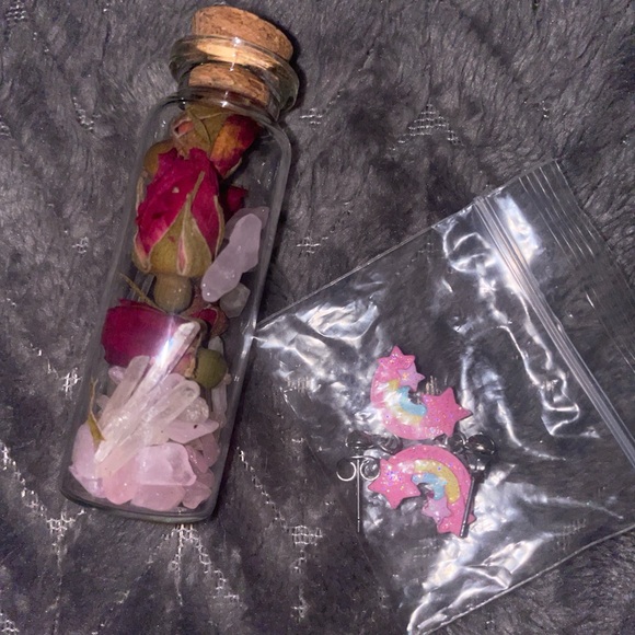 Pink Bundle 🩷 - Picture 9 of 9